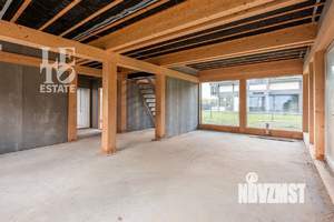 Дом 251м², 2-этажный, участок 12 сот.  