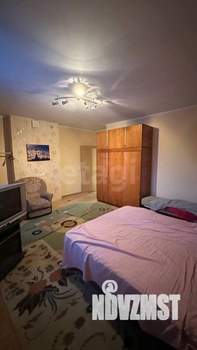 Дом 287м&sup2;, 3-этажный, участок 10 сот.  