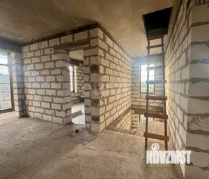 Дом 451м&sup2;, 3-этажный, участок 6 сот.  