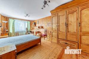 Дом 943м², 4-этажный, участок 12 сот.  