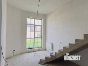 Дом 270м², 2-этажный, участок 6 сот.  