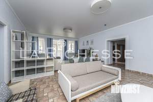 Дом 286м², 2-этажный, участок 11 сот.  