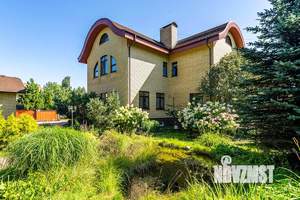 Дом 750м², 2-этажный, участок 27 сот.  