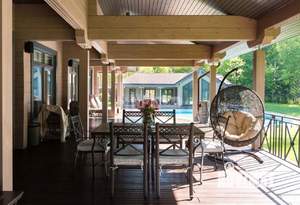 Дом 1100м², 2-этажный, участок 155 сот.  