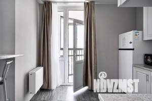 1-к квартира, посуточно, 40м2, 8/23 этаж