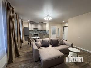 Студия квартира, на длительный срок, 40м2, 2/9 этаж