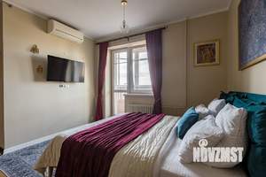 Студия квартира, посуточно, 35м2, 12/17 этаж