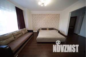 2-к квартира, посуточно, 60м2, 4/17 этаж