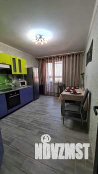 2-к квартира, посуточно, 65м2, 15/18 этаж