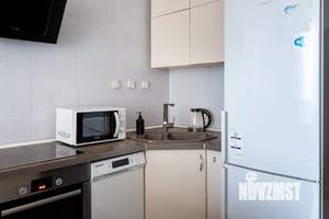 1-к квартира, посуточно, 46м2, 1/1 этаж