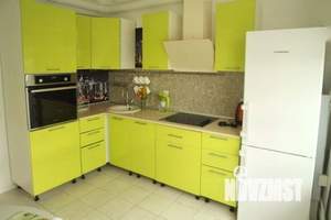 2-к квартира, посуточно, 52м2, 1/1 этаж