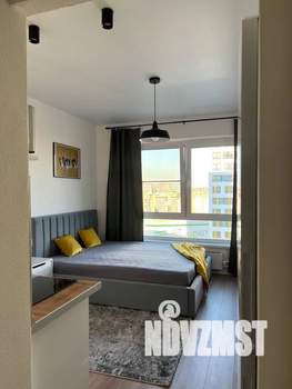 Студия квартира, посуточно, 20м2, 18/25 этаж