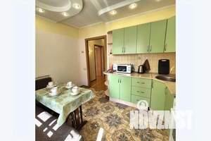 1-к квартира, посуточно, 39м2, 8/12 этаж