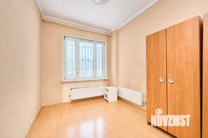 3-к квартира, на длительный срок, 74м2, 1/10 этаж