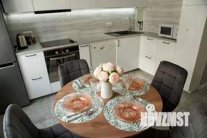 2-к квартира, посуточно, 55м2, 8/17 этаж