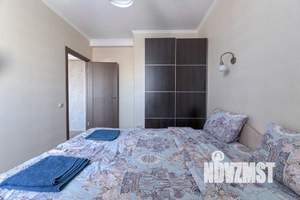 1-к квартира, посуточно, 54м2, 1/1 этаж