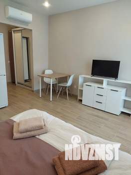 Студия квартира, посуточно, 25м2, 13/25 этаж