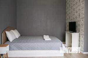 1-к квартира, посуточно, 37м2, 1/1 этаж