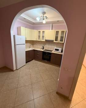 3-к квартира, на длительный срок, 90м2, 5/7 этаж