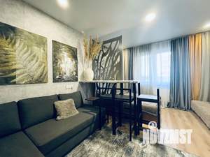 Студия квартира, посуточно, 27м2, 1/9 этаж