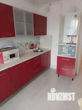 1-к квартира, посуточно, 38м2, 4/4 этаж