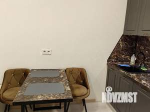 Студия квартира, посуточно, 25м2, 2/15 этаж