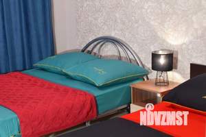 1-к квартира, посуточно, 56м2, 1/1 этаж