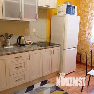 1-к квартира, посуточно, 42м2, 13/17 этаж