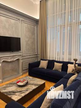 Студия квартира, на длительный срок, 60м2, 7/7 этаж