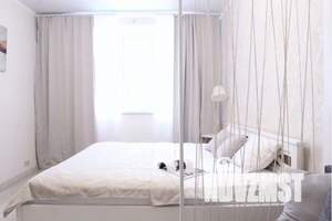 1-к квартира, посуточно, 43м2, 3/17 этаж