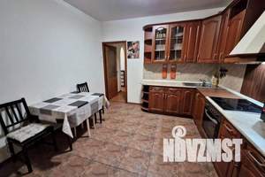 1-к квартира, посуточно, 50м2, 9/10 этаж