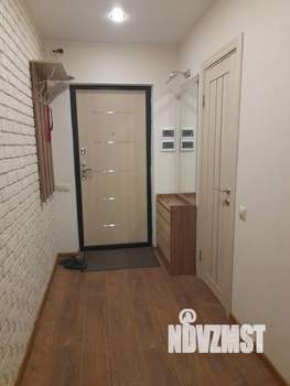 Студия квартира, посуточно, 30м2, 10/18 этаж