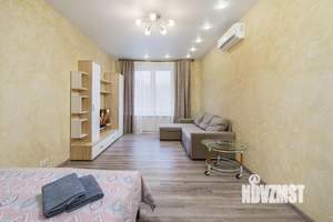 1-к квартира, посуточно, 43м2, 1/1 этаж