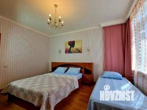 2-к квартира, посуточно, 75м2, 1/1 этаж