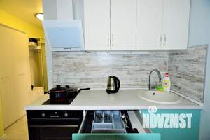 Студия квартира, посуточно, 23м2, 22/25 этаж
