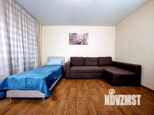 1-к квартира, посуточно, 65м2, 1/1 этаж