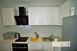 Студия квартира, посуточно, 34м2, 11/20 этаж