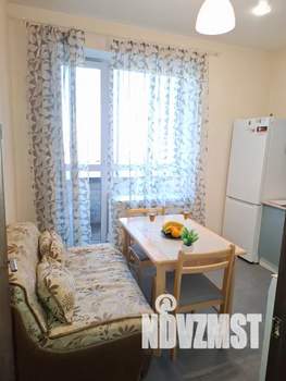 1-к квартира, посуточно, 37м2, 10/17 этаж
