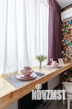 Студия квартира, посуточно, 25м2, 1/6 этаж