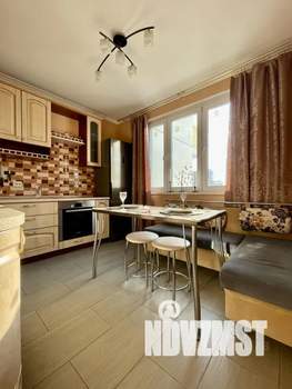 3-к квартира, посуточно, 80м2, 20/25 этаж