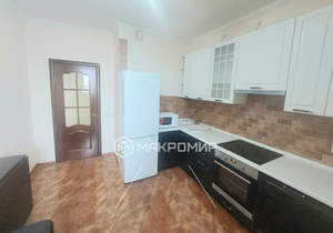 2-к квартира, на длительный срок, 80м2, 10/11 этаж