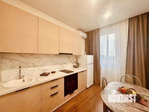 Студия квартира, на длительный срок, 27м2, 3/22 этаж