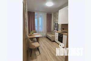 1-к квартира, посуточно, 38м2, 22/25 этаж