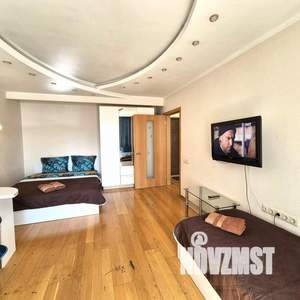 1-к квартира, посуточно, 39м2, 1/1 этаж