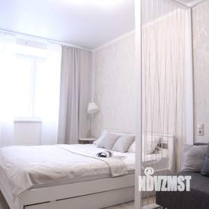 1-к квартира, посуточно, 43м2, 1/1 этаж