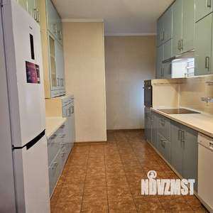 3-к квартира, на длительный срок, 100м2, 1/3 этаж