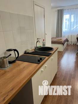 Студия квартира, посуточно, 33м2, 2/3 этаж