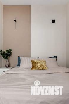 1-к квартира, посуточно, 37м2, 10/24 этаж