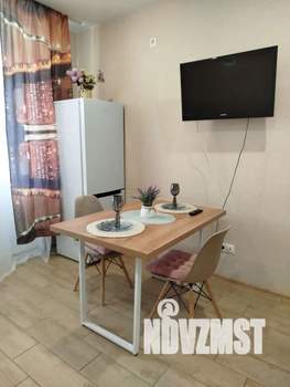 Студия квартира, посуточно, 23м2, 23/24 этаж