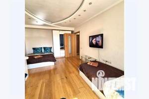 1-к квартира, посуточно, 39м2, 8/12 этаж